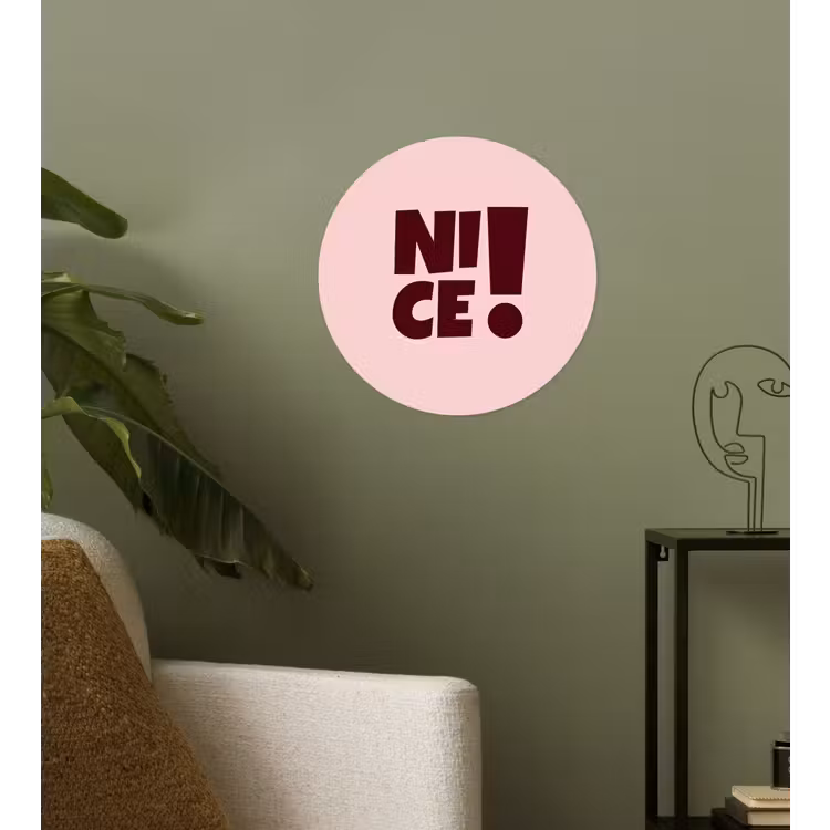 Nice - Uitroepteken - Roze Wandcirkel behangsticker klein -sfeer2