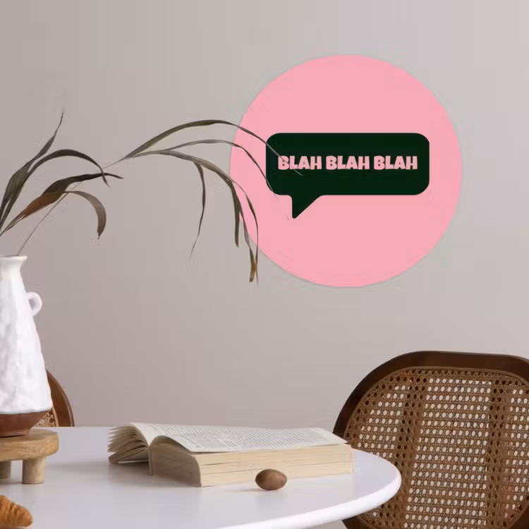 Roze - Tekstwolk - Groen - BLAH BLAH BLAH Wandcirkel behangsticker klein -sfeer3