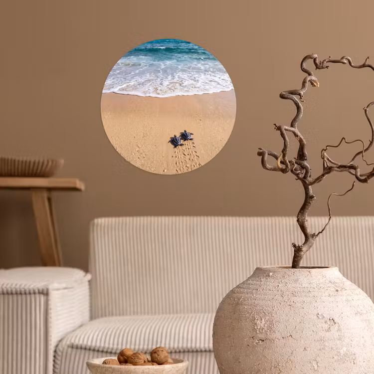 Schildpad - Jong - Strand - Oceaan - Blauw Wandcirkel behangsticker klein -sfeer1