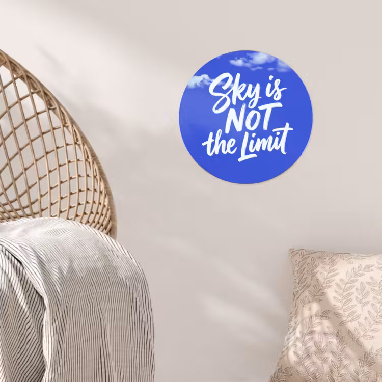 Sky is not the limit - Blauwe lucht - Wolken Wandcirkel behangsticker klein -sfeer4