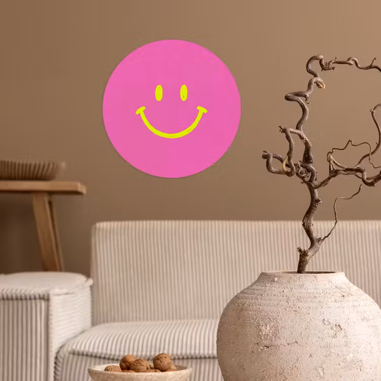 Smiley - Vrolijk - Roze Wandcirkel behangsticker klein -sfeer1