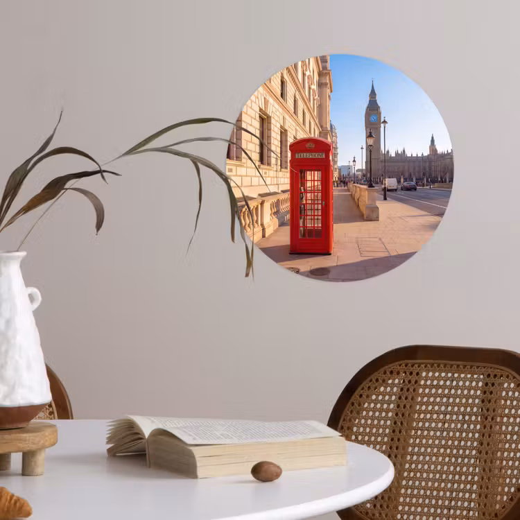Telefooncel - Rood - Londen - Stad - Architectuur Wandcirkel behangsticker klein -sfeer3