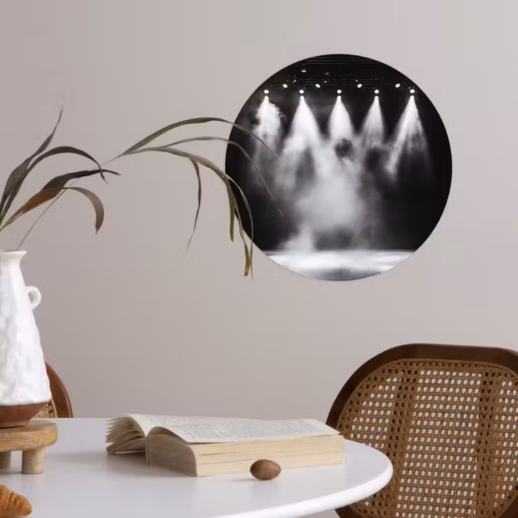 Theaterzaal - Mist - Spotlights - Zwart Wandcirkel behangsticker klein -sfeer3
