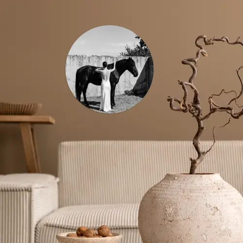 Vrouw - Paard - Artistiek Wandcirkel behangsticker klein -sfeer1