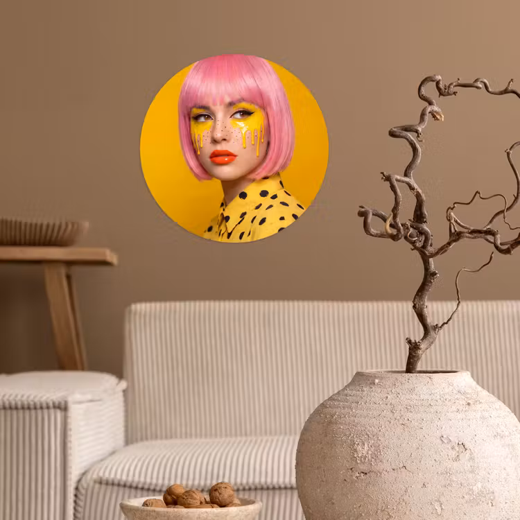 Vrouw - Portret - Abstract - Kleurrijk - Geel Wandcirkel behangsticker klein -sfeer1