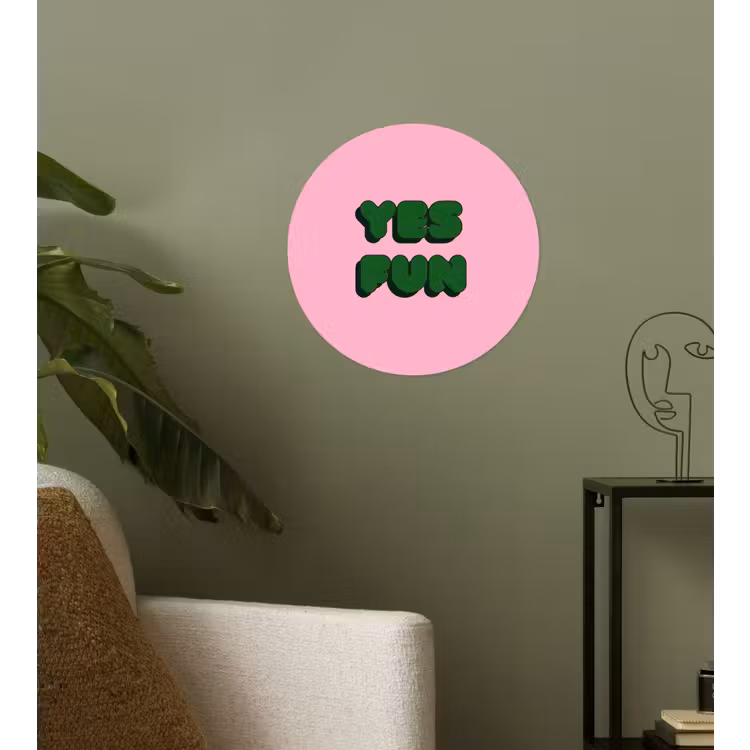 Yes fun - Groen - Roze Wandcirkel behangsticker klein -sfeer2