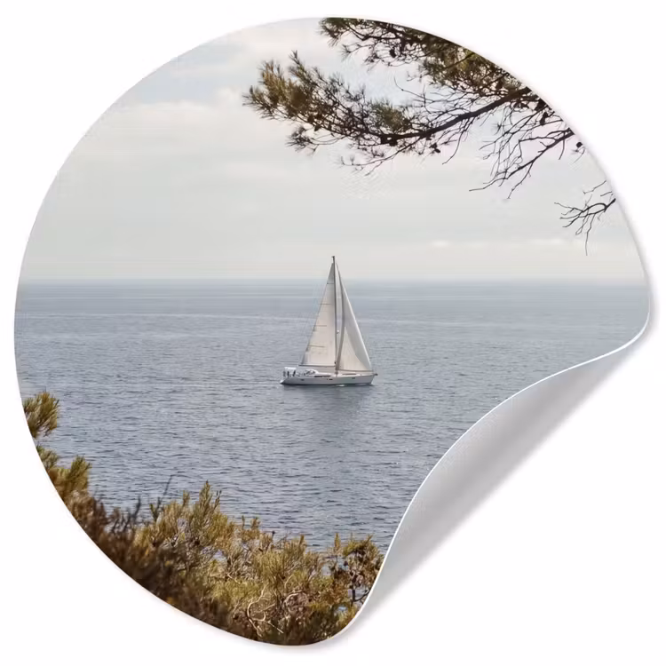 Behangcirkel - Zeilboot - bomen - water - Zeilboot - bomen - water Wandcirkel behangsticker klein