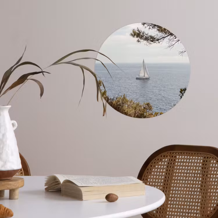 Behangcirkel - Zeilboot - bomen - water - Zeilboot - bomen - water Wandcirkel behangsticker klein