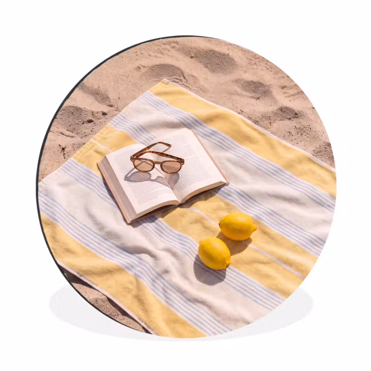 Boek - Zonnebril - Strand - Zomer - Geel Wandcirkel aluminium klein -3d