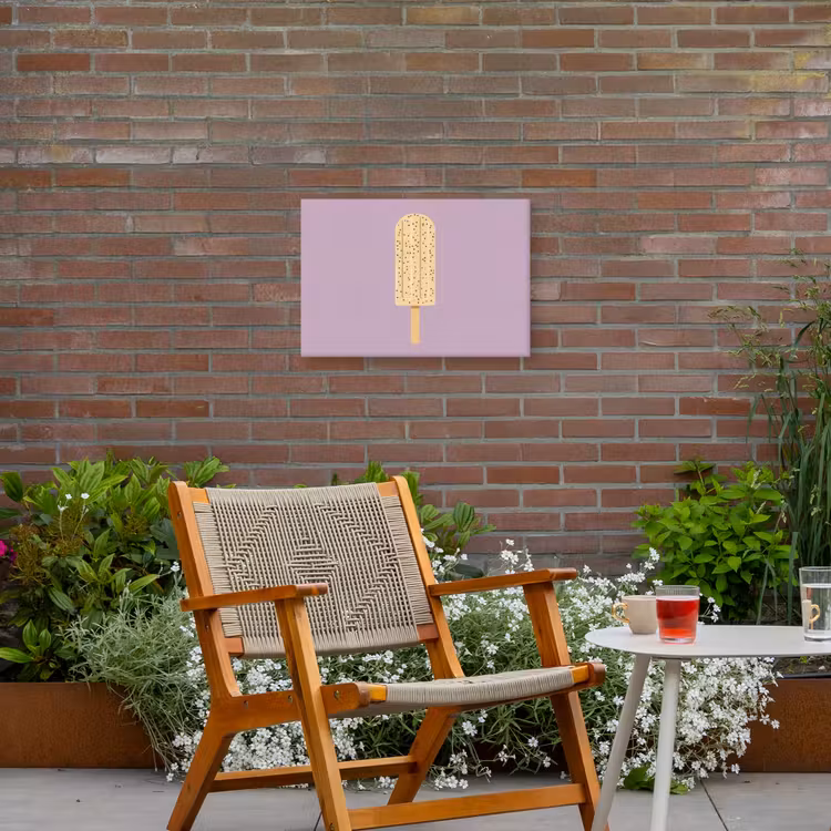 Beige - Ijsje - Spikkels Tuinposter op houten frame 2 cm dik klein -sfeer3