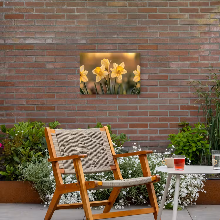 Bloemen - Geel - Wazig Tuinposter op houten frame 2 cm dik klein -sfeer3