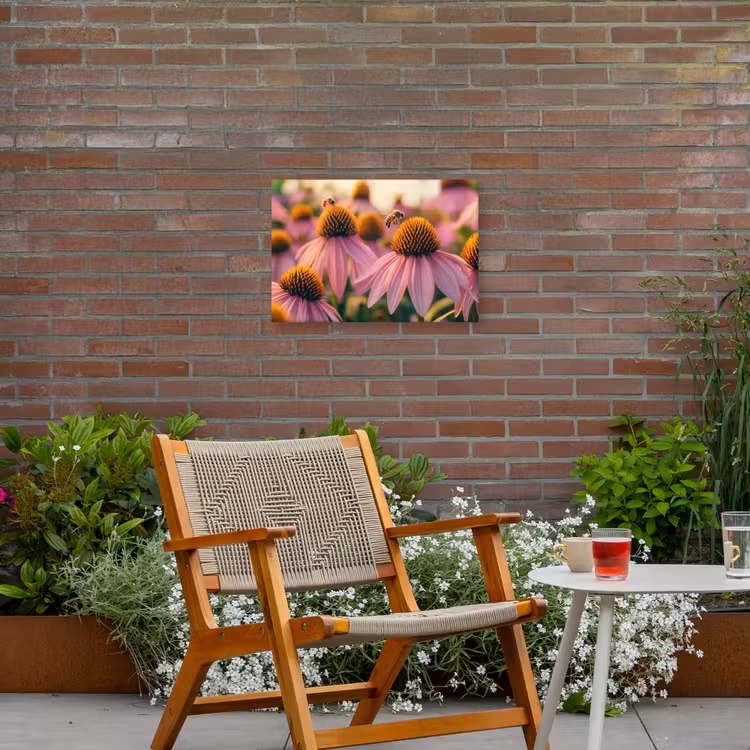 Bloemen - Paars - Bijen Tuinposter op houten frame 2 cm dik klein -sfeer3