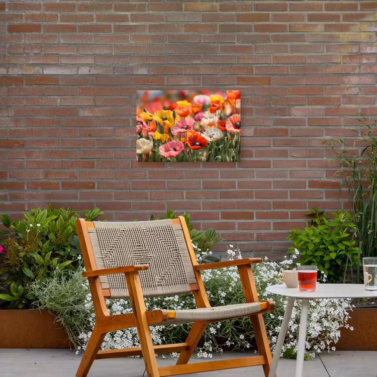 Bloemenveld - Klaprozen - Kleurrijk Tuinposter op houten frame 2 cm dik klein -sfeer3