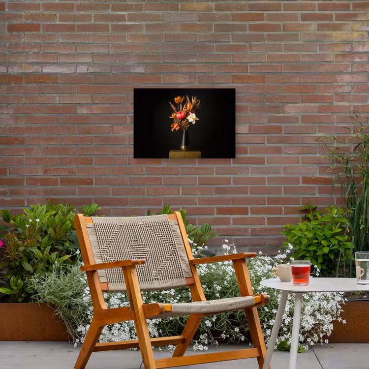 Boeket - Oranje - Gouden - vaas Tuinposter op houten frame 2 cm dik klein -sfeer3