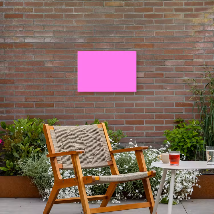 Bright - Orchid - Roze Tuinposter op houten frame 2 cm dik klein 845 -sfeer3