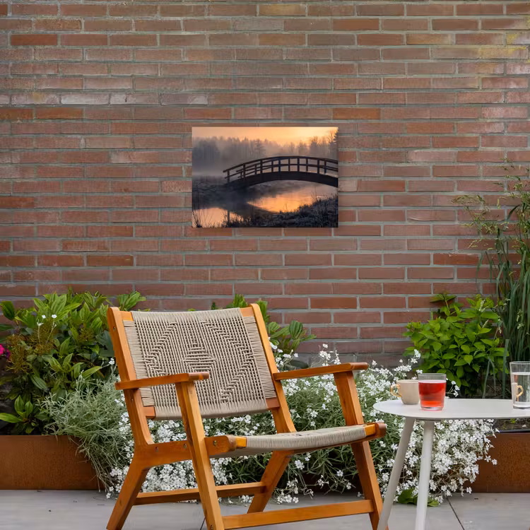 Brug - Mist - Bomen - Water Tuinposter op houten frame 2 cm dik klein -sfeer3