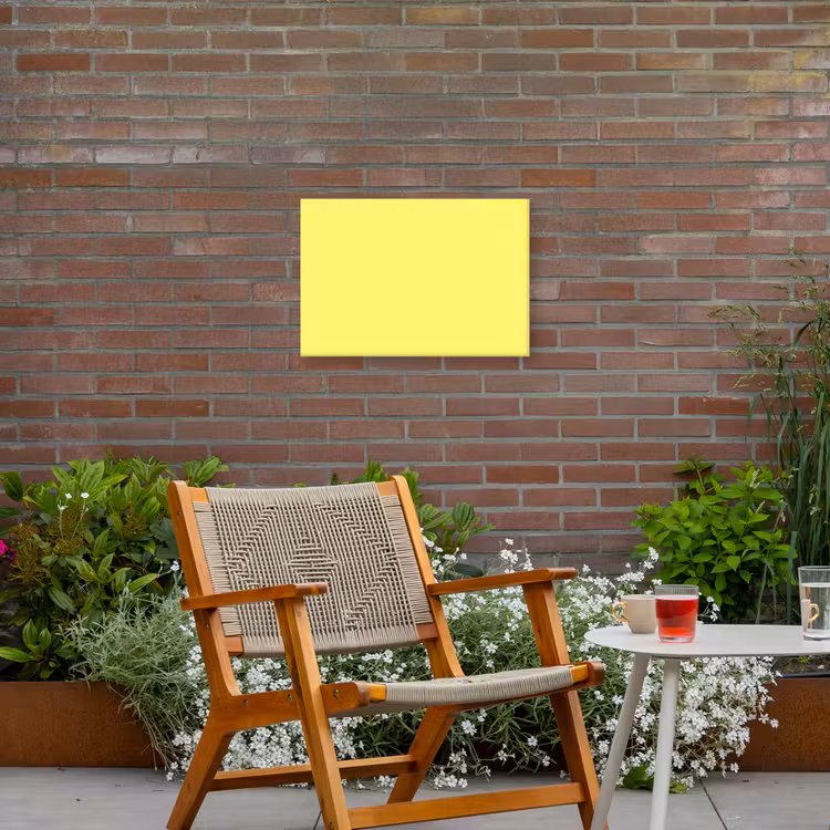 Buttery - Beige - Geel Tuinposter op houten frame 2 cm dik klein 845 -sfeer3
