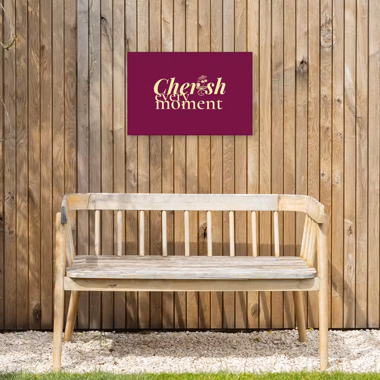 Cherish every moment - Cocktailglas - Bordeaux Tuinposter op houten frame 2 cm dik klein -sfeer4