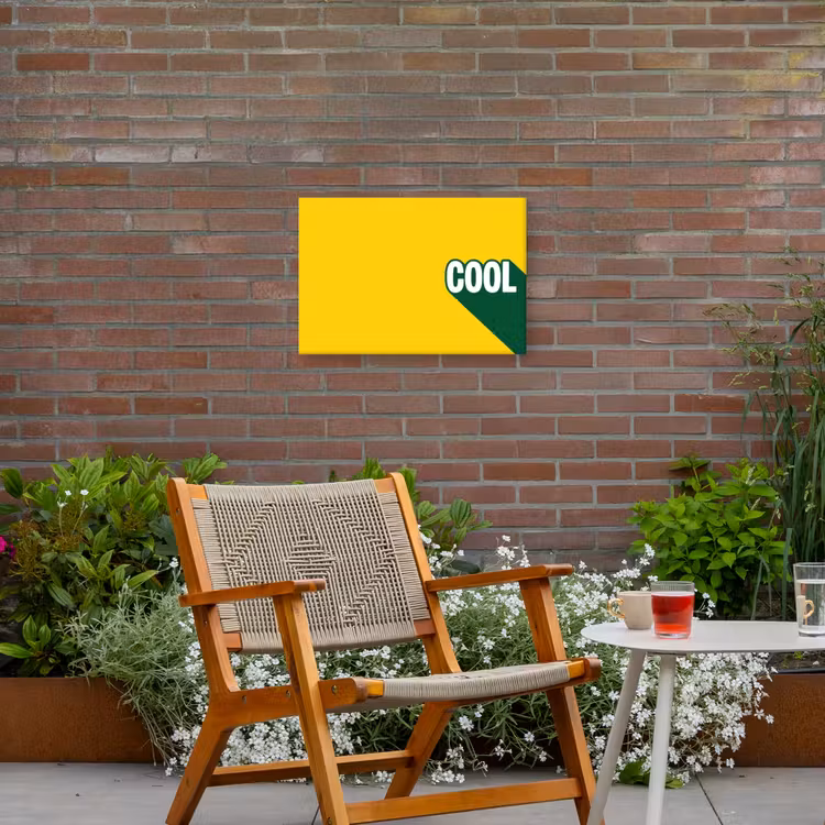 Cool - Geel - Groen Tuinposter op houten frame 2 cm dik klein -sfeer3