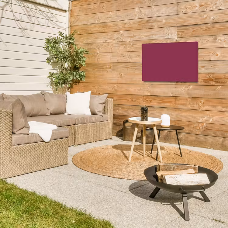 Deep - Rasberry - Rood Tuinposter op houten frame 2 cm dik klein 845 -sfeer2