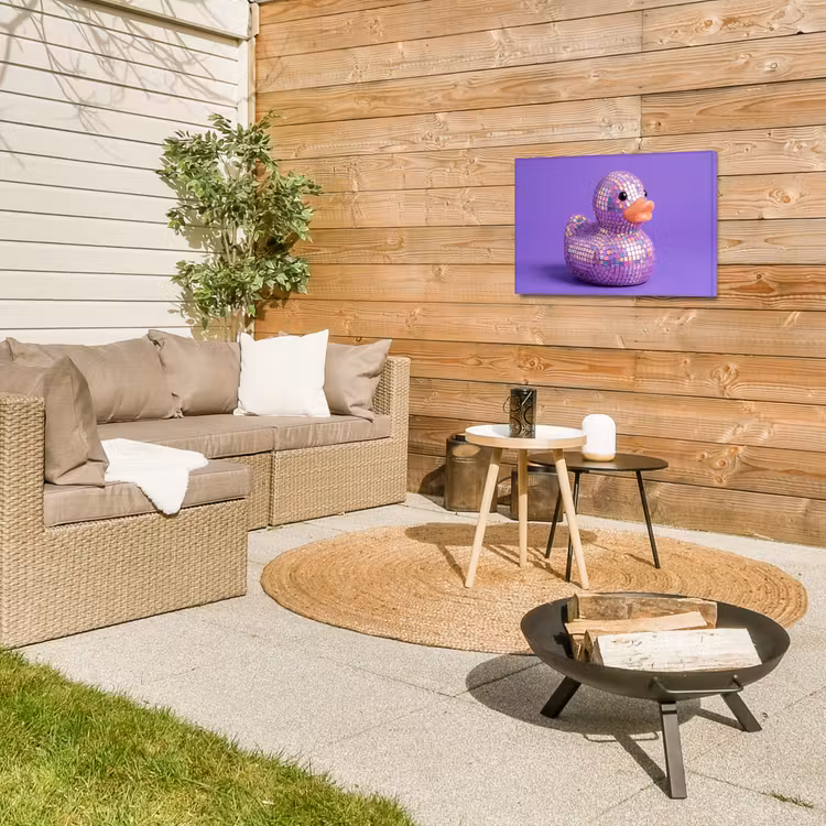 Disco - Eend - Paars Tuinposter op houten frame 2 cm dik klein -sfeer2