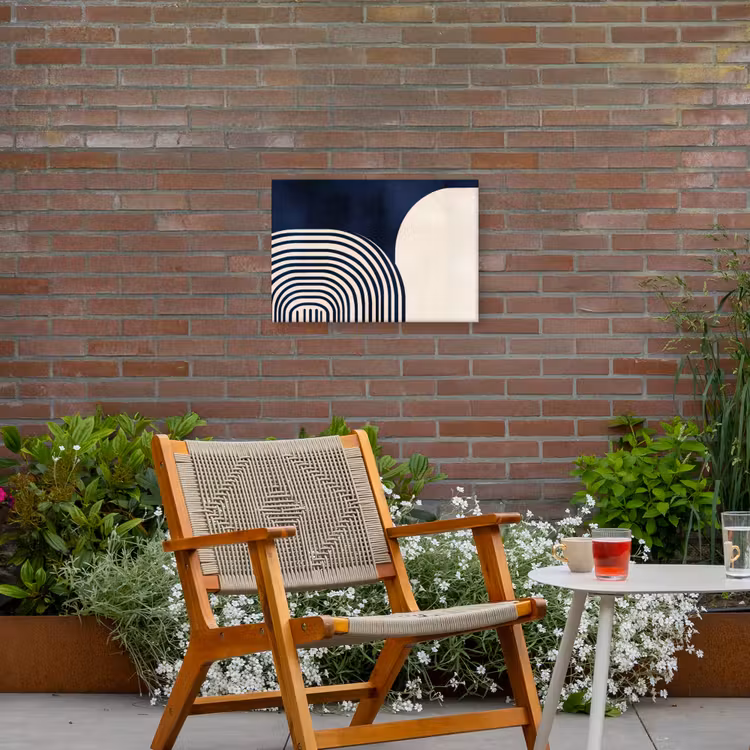 Donkerblauw - Abstract - Lijnen Tuinposter op houten frame 2 cm dik klein -sfeer3