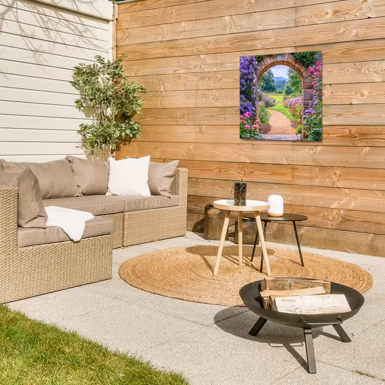 Doorkijk - Poort - Bloemen - Tuin Tuinposter op houten frame 2 cm dik middel -sfeer2
