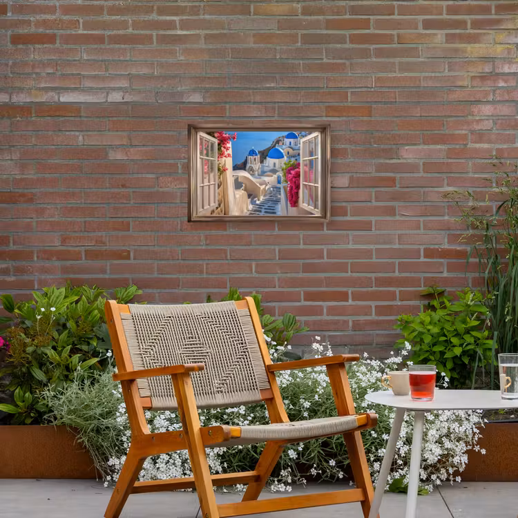 Doorkijk - Santorini - Landschap - Blauw - Grieks Tuinposter op houten frame 2 cm dik klein -sfeer3