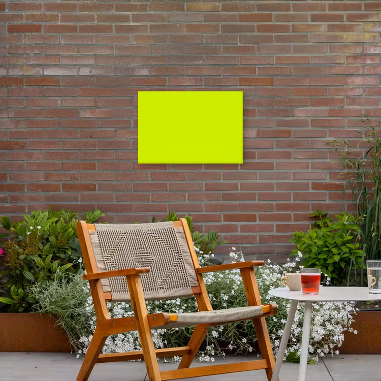 Electric - Lemon - Geel Tuinposter op houten frame 2 cm dik klein 845 -sfeer3