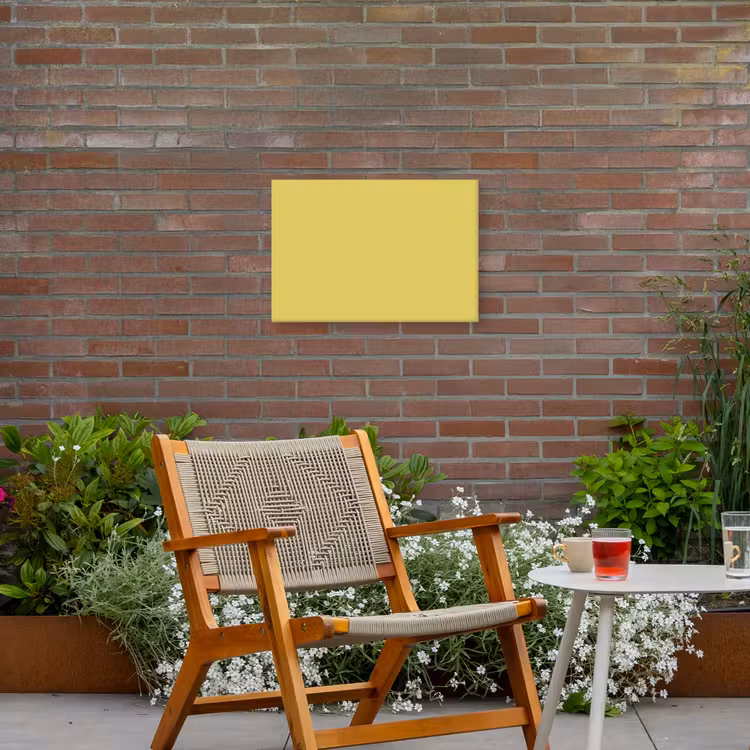 Golden - Ochre - Geel Tuinposter op houten frame 2 cm dik klein 845 -sfeer3