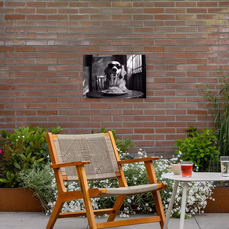 Golden Retriever - Hond - Vrolijk - Bord spaghetti - Zwart - wit Tuinposter op houten frame 2 cm dik klein -sfeer3