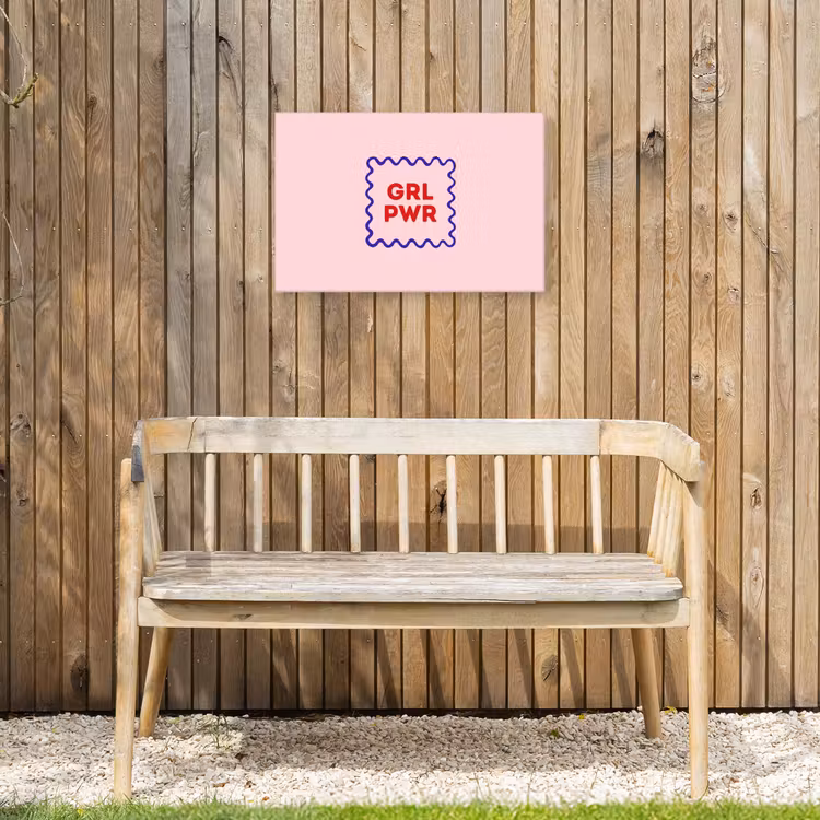 Grl pwr - Roze - Kader Tuinposter op houten frame 2 cm dik klein -sfeer4