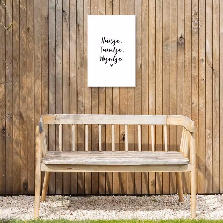 huisjetuintjewijntje-wit Tuinposter op houten frame 2 cm dik klein -sfeer4