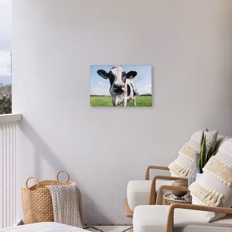 Koe - Weiland - Natuur - Dieren - Gras Tuinposter op houten frame 2 cm dik klein -sfeer1