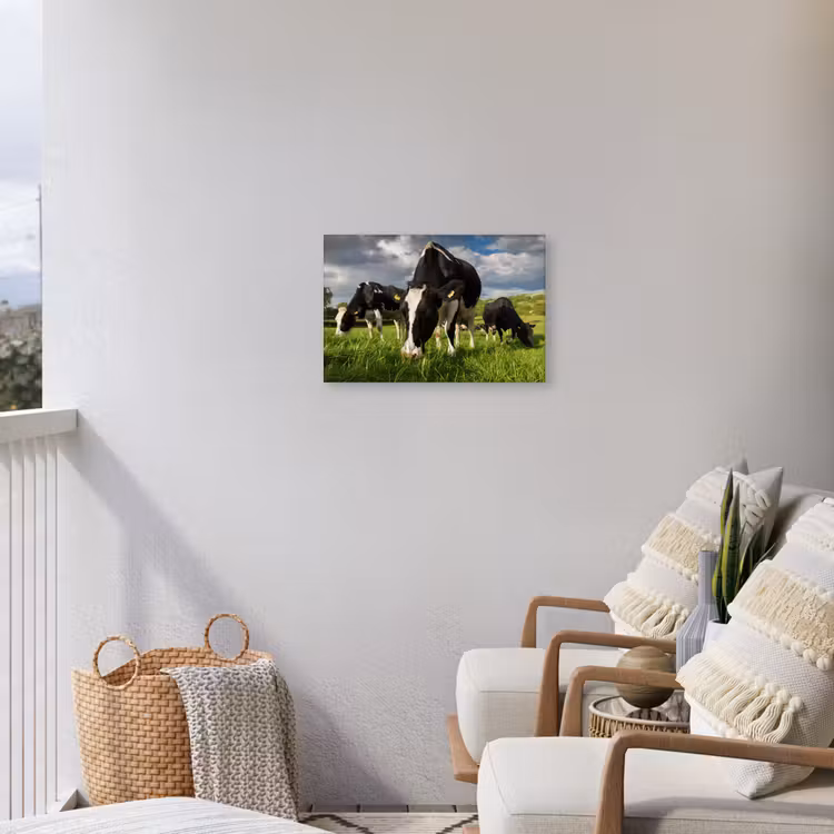 Koeien - Dieren - Gras - Weiland - Boerderij Tuinposter op houten frame 2 cm dik klein -sfeer1