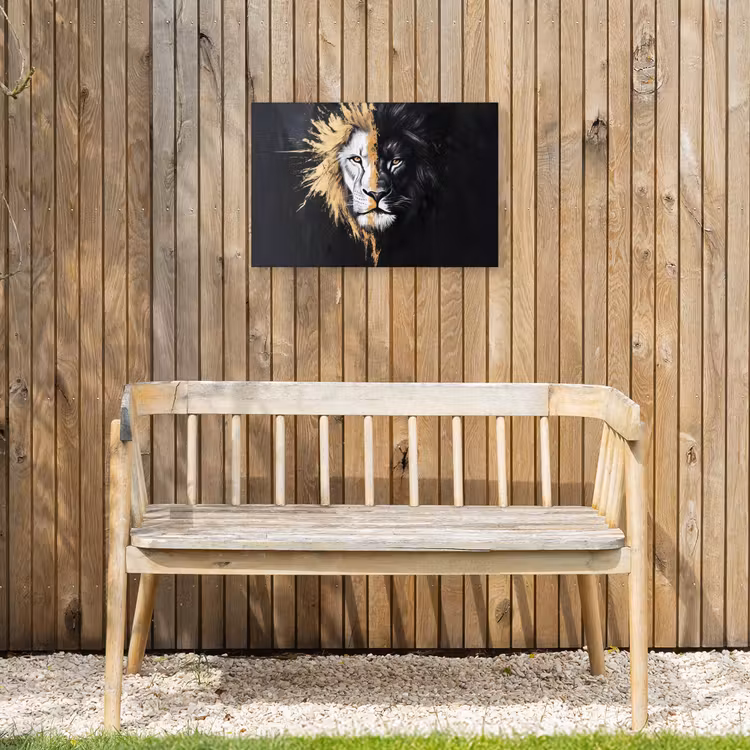 Leeuw - Gesplitst - Zwart - Lijn Tuinposter op houten frame 2 cm dik klein -sfeer4