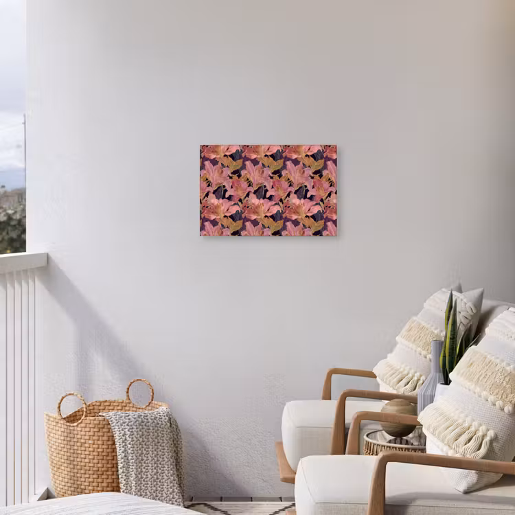 Lelies - Patroon - Roze - Goud Tuinposter op houten frame 2 cm dik klein 845 -sfeer1