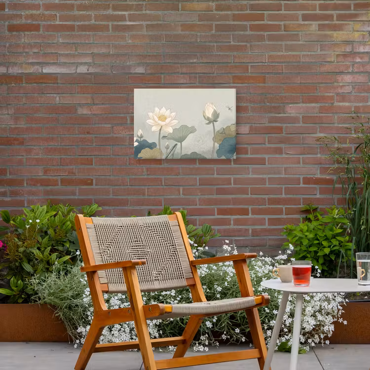Lotus - Bloemen - Groen Tuinposter op houten frame 2 cm dik klein -sfeer3