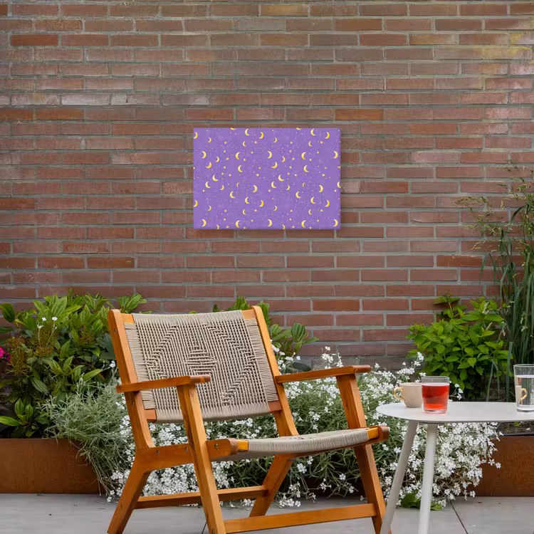 Manen - Sterren - Paars Tuinposter op houten frame 2 cm dik klein 845 -sfeer3