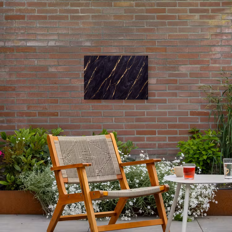 Marmer - Gouden aders - Abstract - Zwart Tuinposter op houten frame 2 cm dik klein -sfeer3