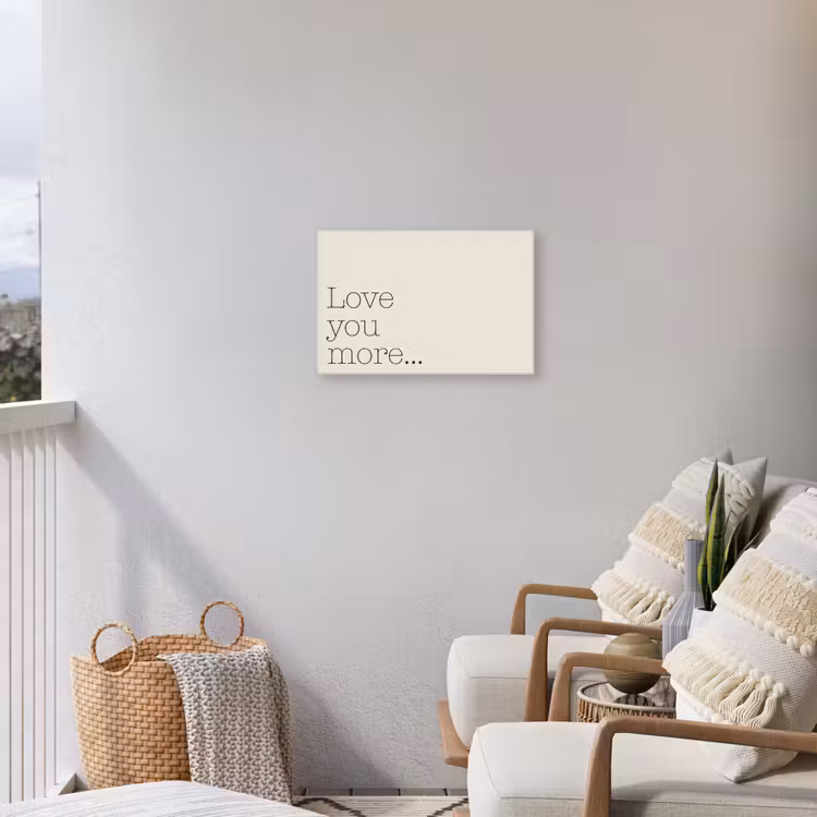 Minimalistisch - Love - Beige Tuinposter op houten frame 2 cm dik klein -sfeer1