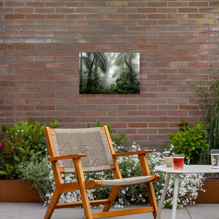 Natuur - Jungle - Mist - Tropisch - Groen Tuinposter op houten frame 2 cm dik klein -sfeer3