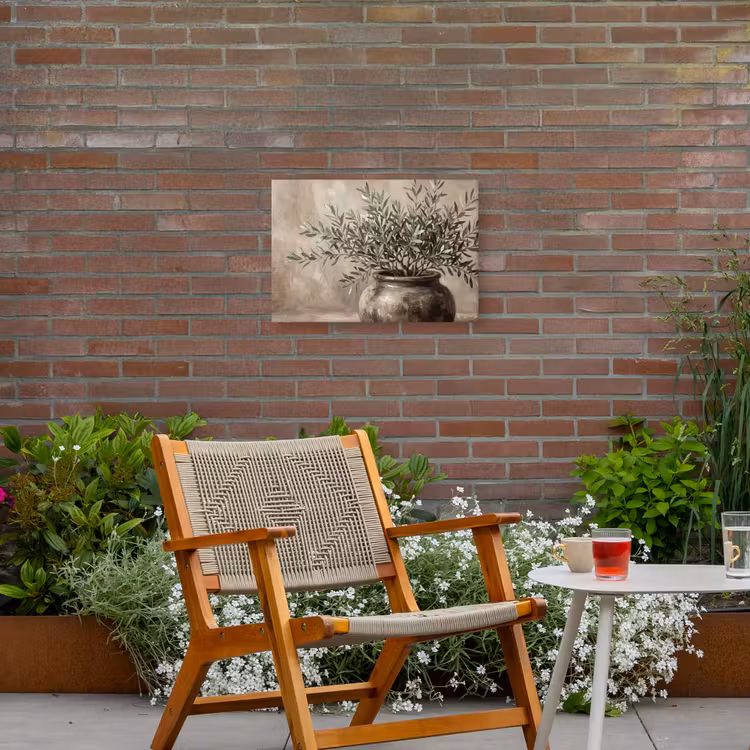 Olijfplant - Aardenpot - Abstract - Beige Tuinposter op houten frame 2 cm dik klein -sfeer3