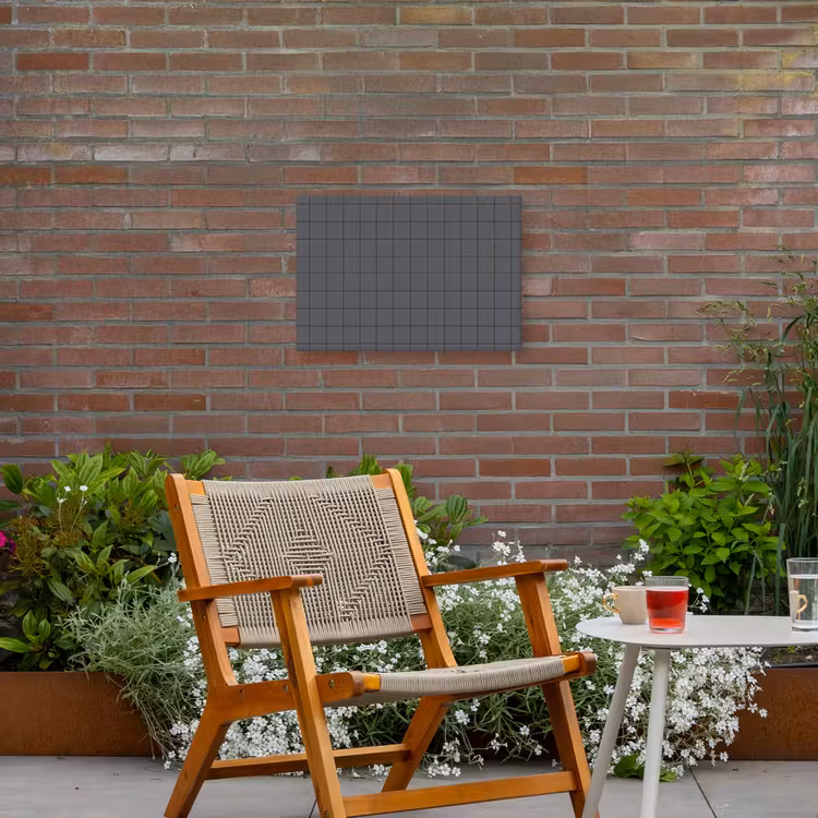 Patroon - Tegel - Grafiet - Grijs Tuinposter op houten frame 2 cm dik klein 845 -sfeer3