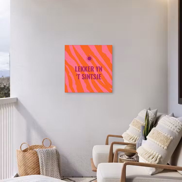 Quote - Zomer - Roze Tuinposter op houten frame 2 cm dik middel -sfeer1