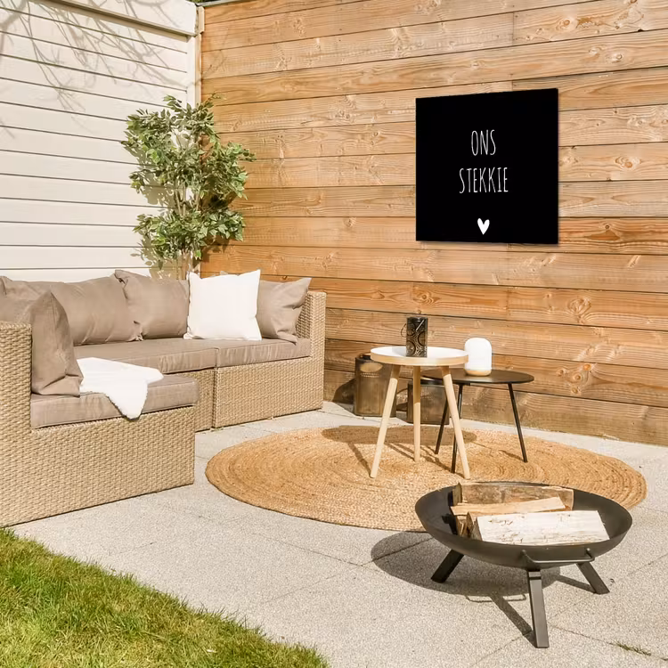 Quotes - Stekkie - Ons stekkie Tuinposter op houten frame 2 cm dik middel -sfeer2