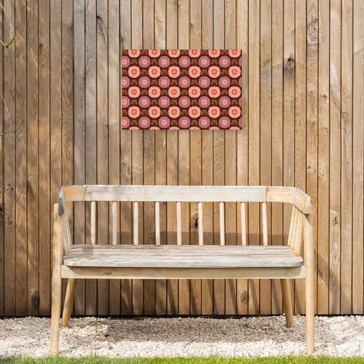 Retro - Madelief - Roze Tuinposter op houten frame 2 cm dik klein 845 -sfeer4