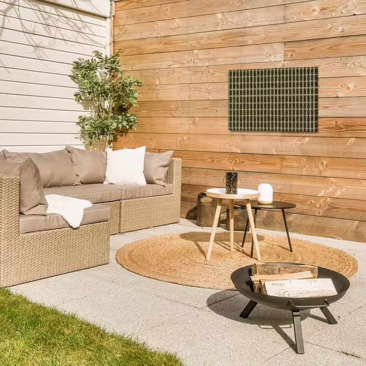 Ritmisch - Effect - Groen Tuinposter op houten frame 2 cm dik klein 845 -sfeer2