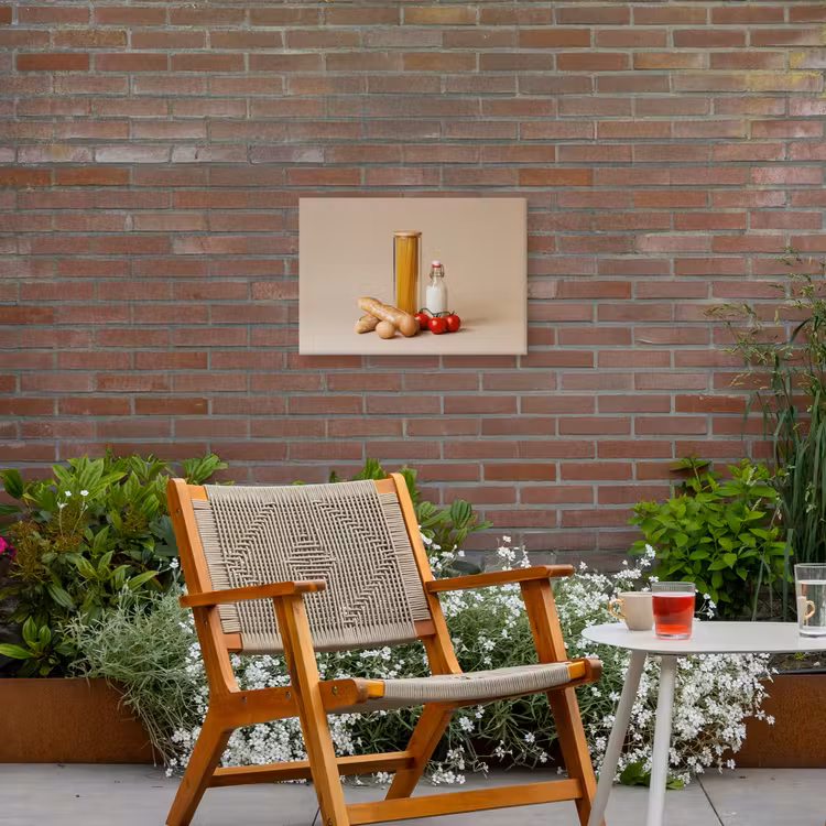Spaghetti - Melk - Tomaten - Eieren - Brood Tuinposter op houten frame 2 cm dik klein -sfeer3