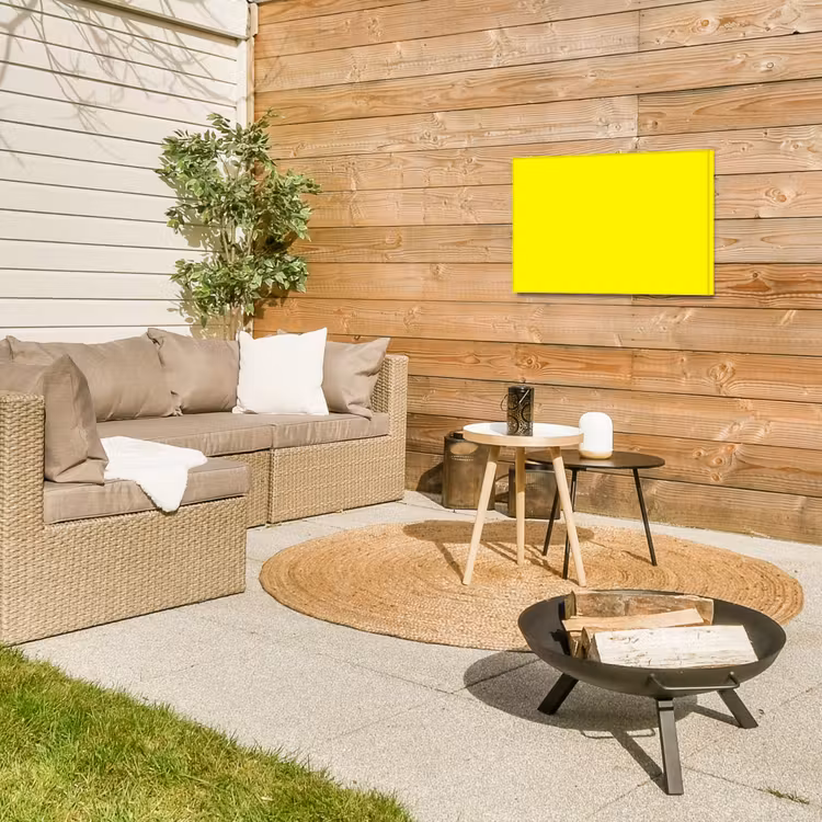 Sunshine - Glow - Geel Tuinposter op houten frame 2 cm dik klein 845 -sfeer2